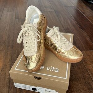 Dolce Vita Gold Notice Me Sneakers Size 6.5